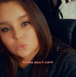 Meet your Posher, Amelia